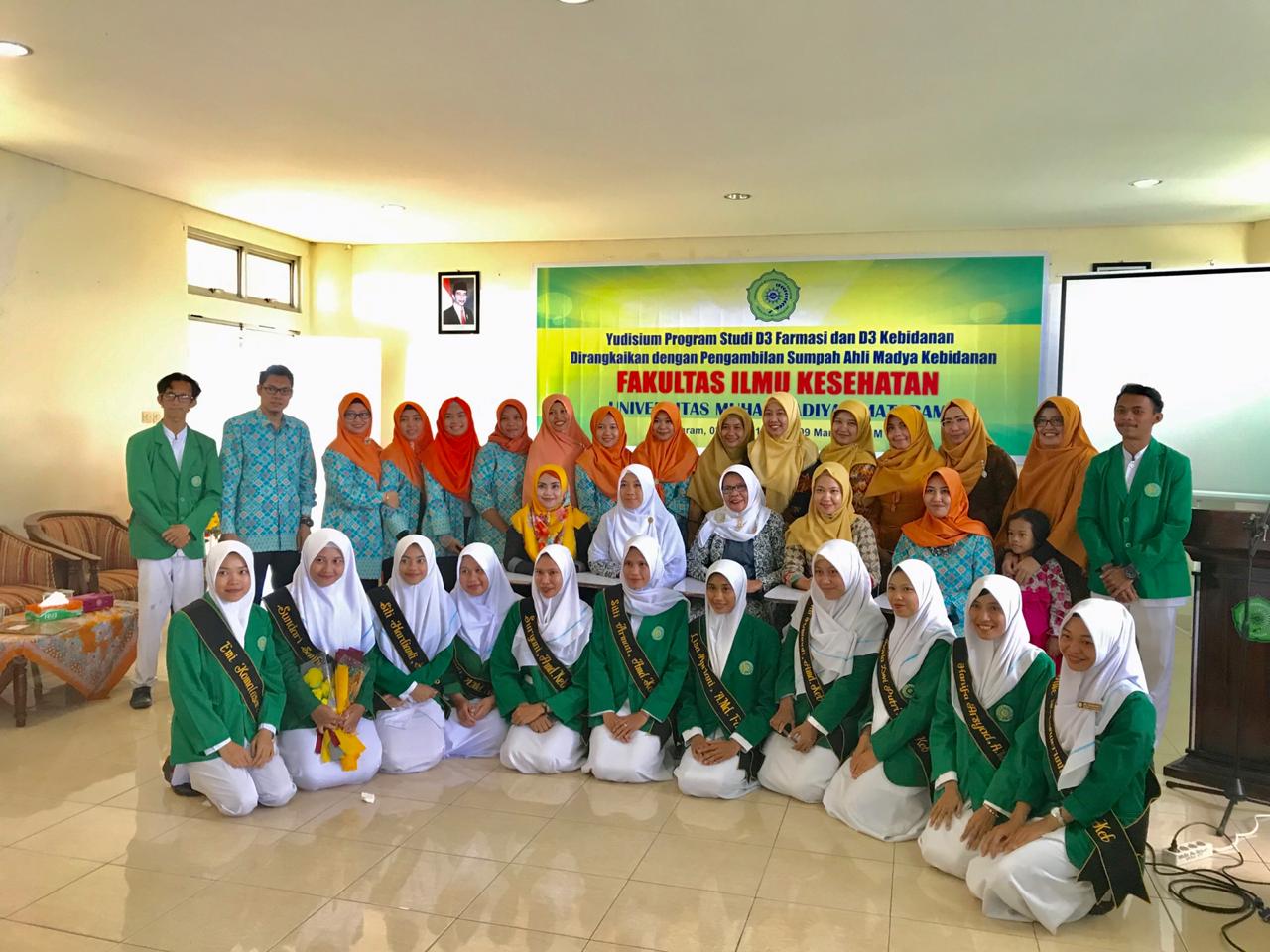 Yudisium Mahasiswa DIII Farmasi dan DIII Kebidanan TA. 2018-2019