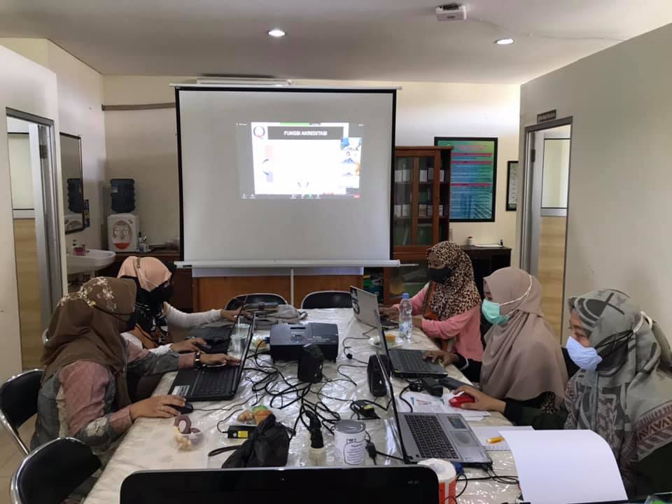 Program Studi S1 Pendidikan Profesi Bidan Mengikuti klinik akreditasi bersama LAM-PTKes